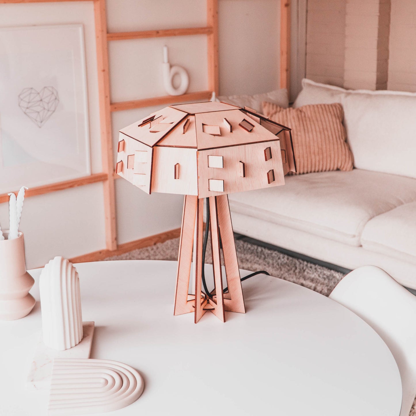 OSCAR tafellamp van WOMP de houten lamp