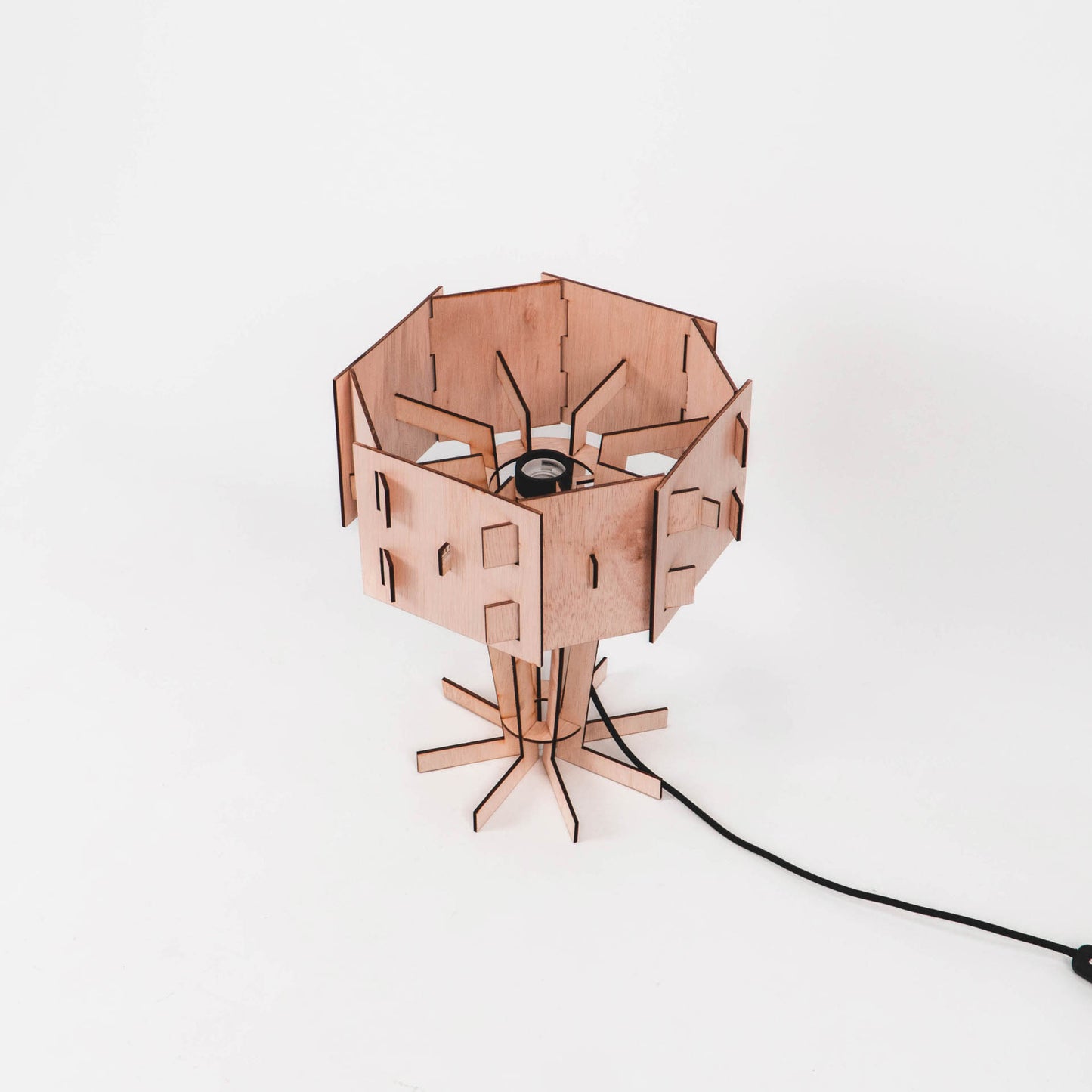 MORRIS tafellamp van WOMP de houten lamp