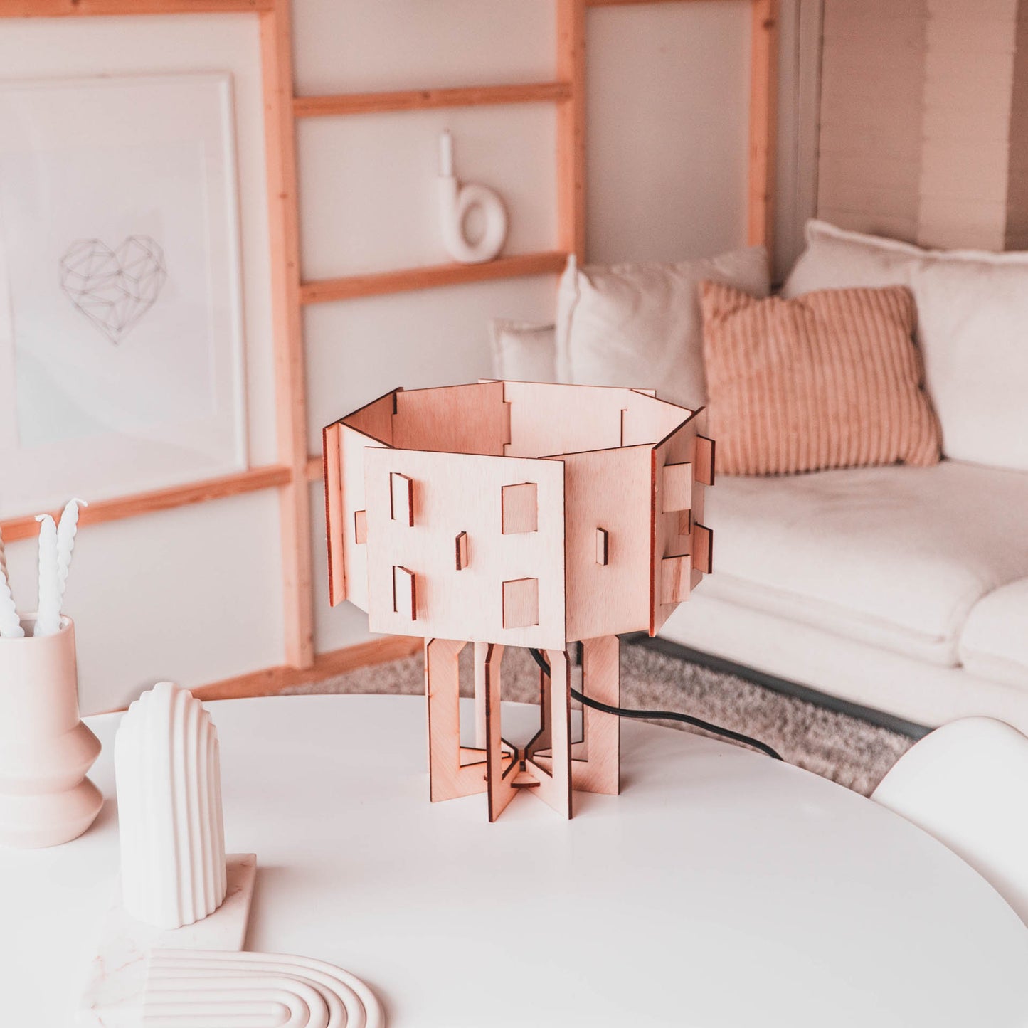 TESS tafellamp van WOMP de houten lamp