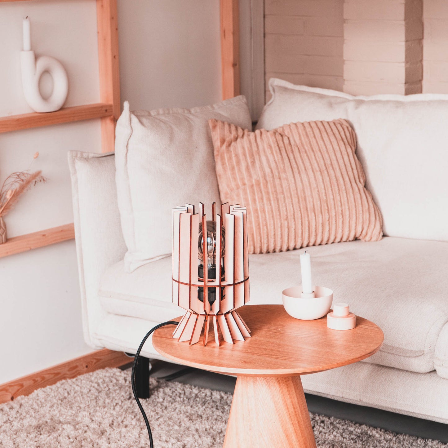 TARA tafellamp van WOMP de houten lamp