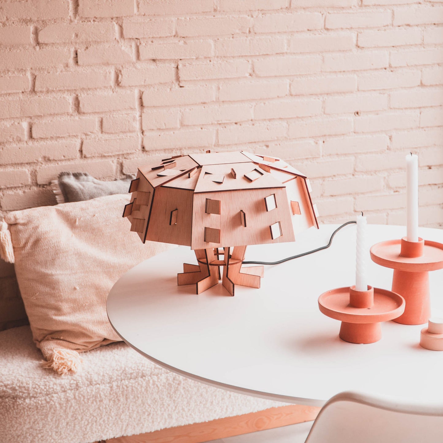 DEX tafellamp van WOMP de houten lamp
